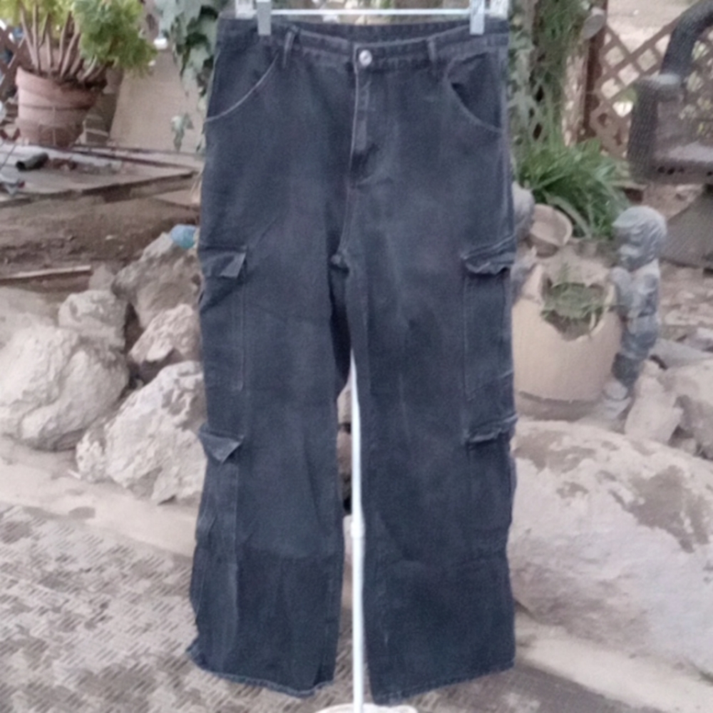 Woman's jeans, some stretch cargo. Brand.Flvsun Size 8 - 10. Large.